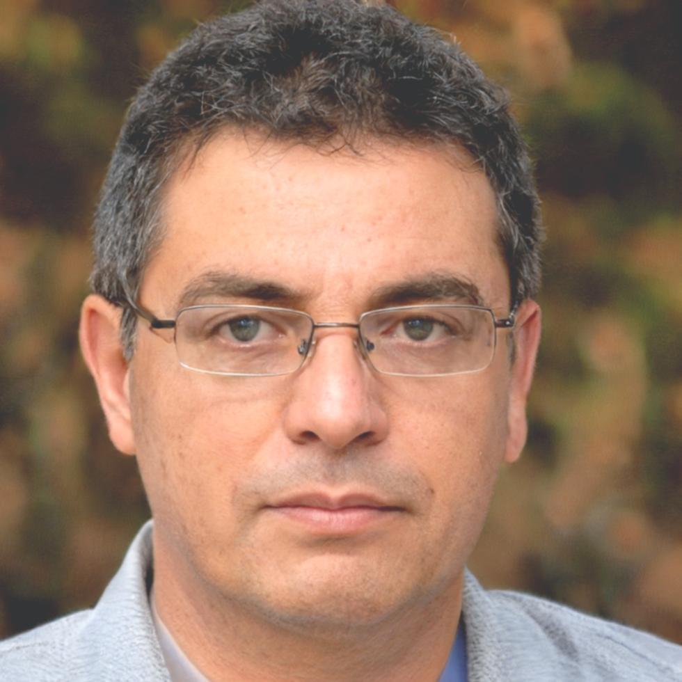 Retrato profesional del instructor Sebastián Molinari